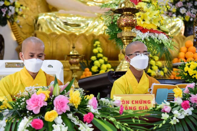 Lễ truyền giới Sa di Phương Trượng